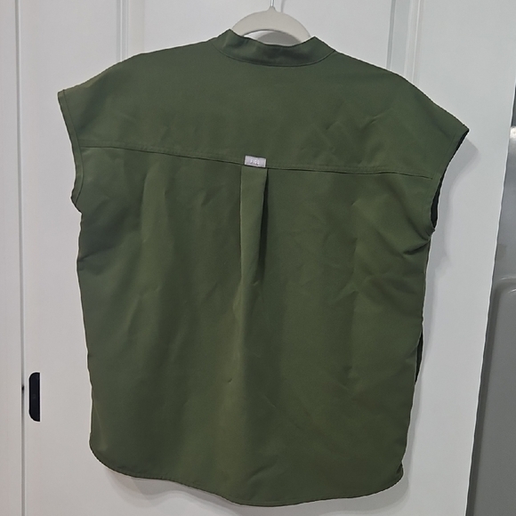 Figs Rafella Scrub Top - Picture 3 of 3